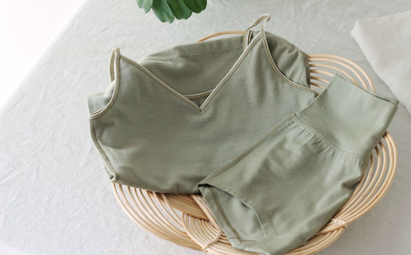 夏こそメリノウール。YARNのインナーが暑い時期に快適な理由 note / Envelope online shop